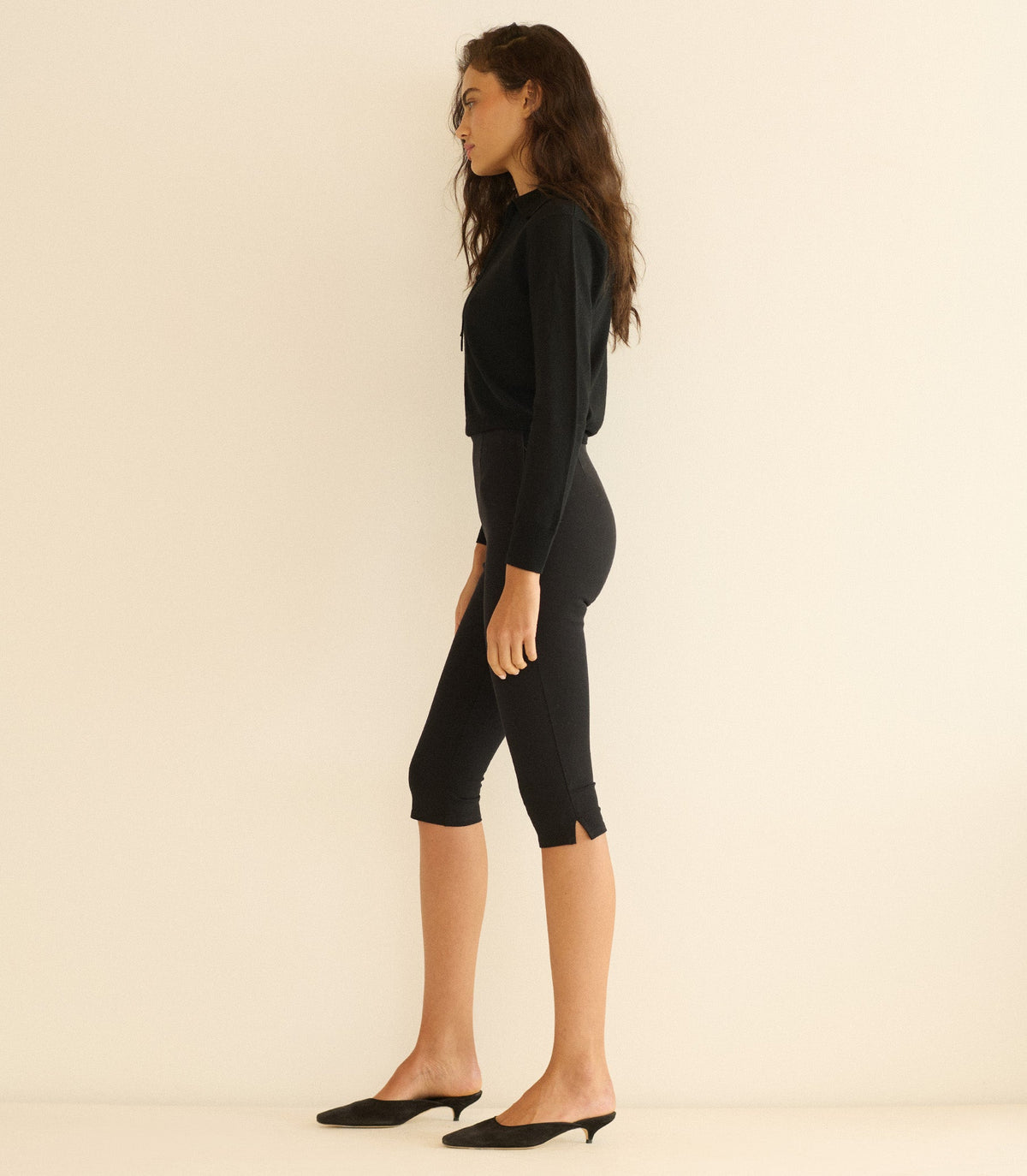 Lula Capri Pant in Black - view 4