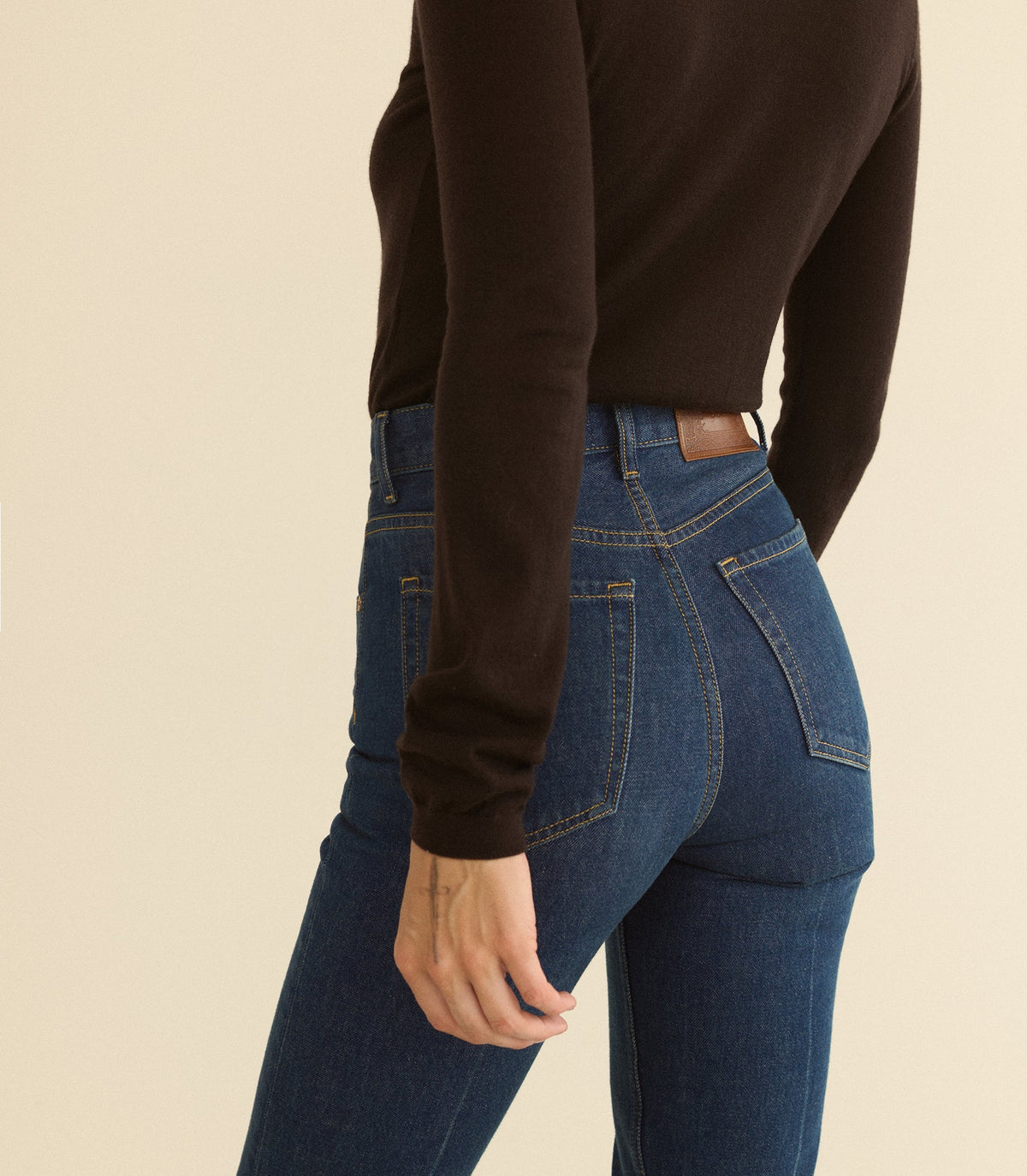 Ondine Jean in Cavalaire Dark Wash - view 4