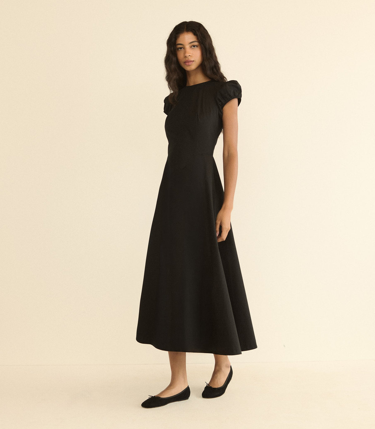 Rivelle Dress in Black - view 2